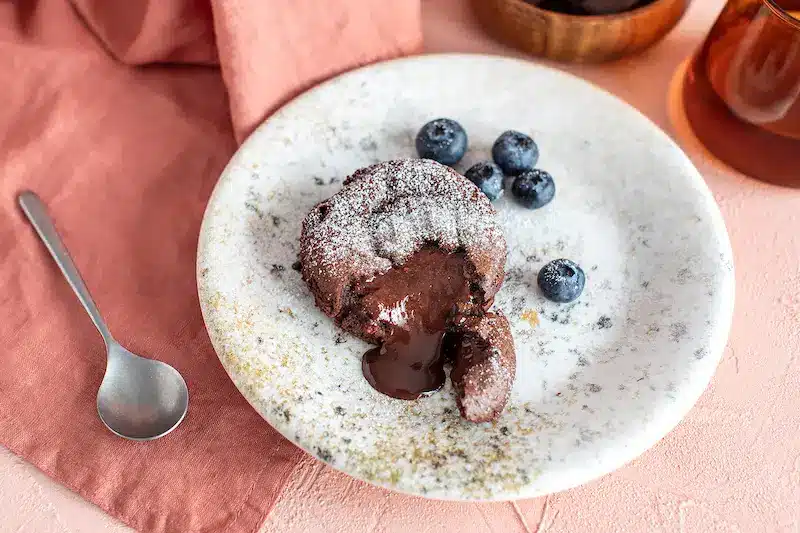 Coulant de chocolate saludable sin azúcar, receta del curso Dulces Saludables de Cocinando el Cambio